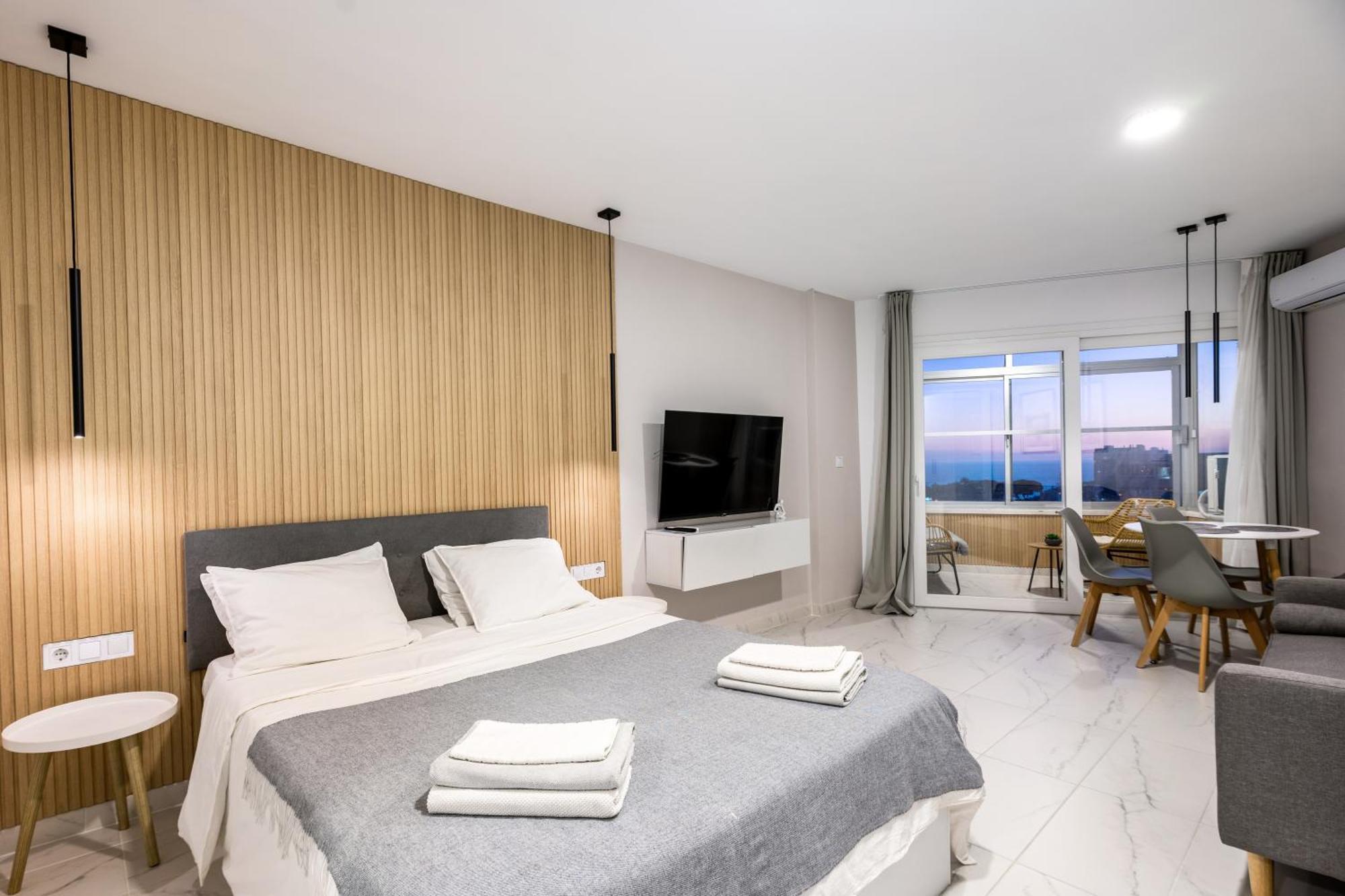 Modern Studio Apartment With Sea Views 5 Min From The Beach Sitio de Calahonda Extérieur photo